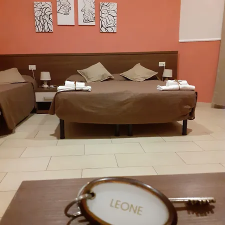 Leone *